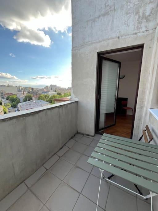 Downtown Unirii Square Private Economy Rooms With Shared Amenities Bucureşti Ngoại thất bức ảnh
